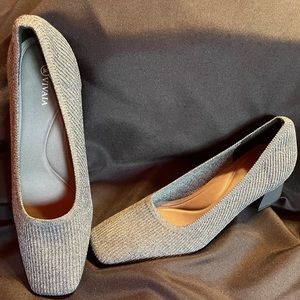Brand new, never worn beautiful gray women’s Vivaia shoes size EUR41